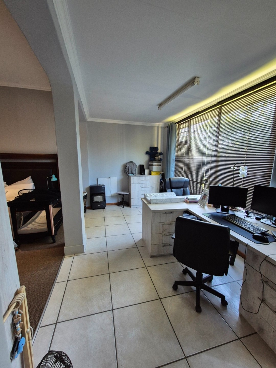 4 Bedroom Property for Sale in Bethlehem Free State